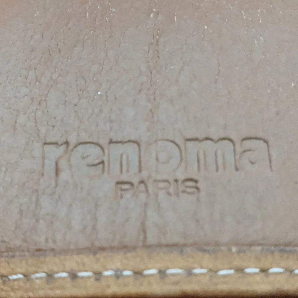 Renoma Key Holder💥PRICE DROP💥